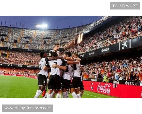 马德里竞技克服困境走出低谷重拾强势表现展现复苏之路